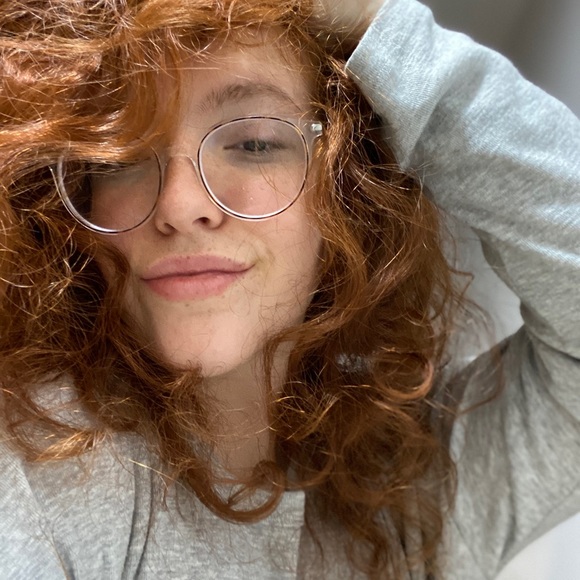 Meet your Posher, Lizzie - Picture 1 of 1